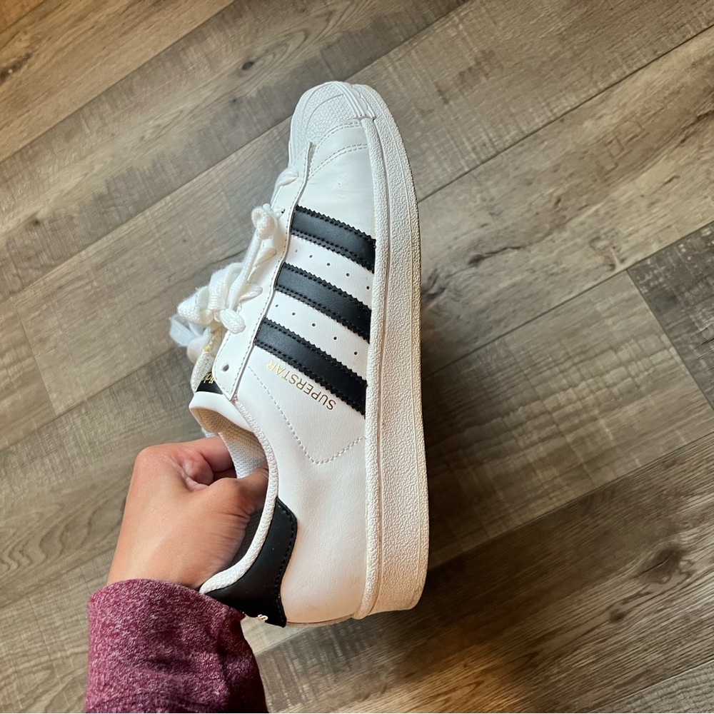 Adidas superstar shoes - Picture 6 of 10